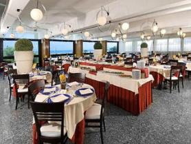 Italský hotel Baltic s jídelnou