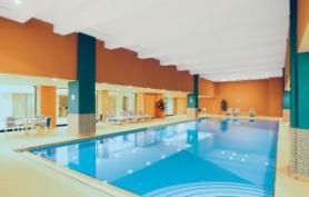Maltský hotel Intercontinental Malta s vnitřním bazénem
