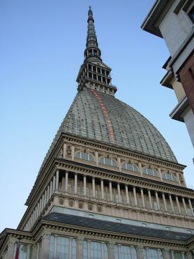 Turínská stavba Mole Antonelliana