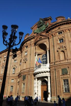Turínský palác Palazzo Carignano