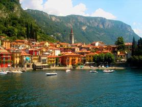 Varenna na pobřeží Lago di Como