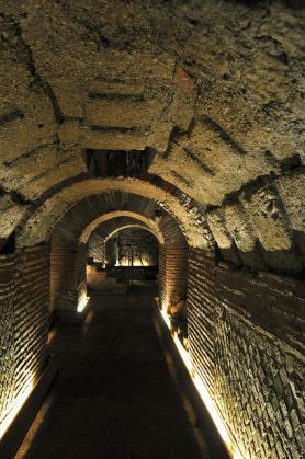 Neapolské podzemí Napoli Sotteranea