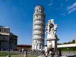Italské město Pisa se Šikmou věží